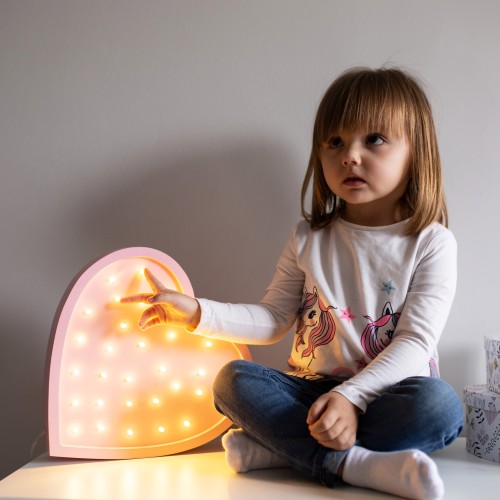 Serce, lampka drewniana z drewna serduszko Lights My Love