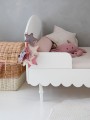 Łóżeczko 70x140, sofa, tapczanik dziecięcy Babushka, złamana biel (White) białe dla dziewczynki - dostawa gratis - Zdjęcie 5