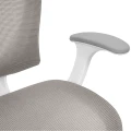 Ergonomiczne krzesło do biurka dla dziecka beżowe XD SPC fotel z siateczką, podłokietnikami i podnóżkiem - Zdjęcie 5
